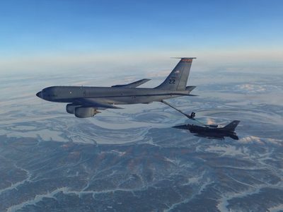 Avión de EU para reabastecimiento en vuelo se desploma en Irak