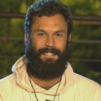 Jorge, el “Superviviente del pueblo” y el abrazo más esperado: “Tú eres el premio de mi vida”
