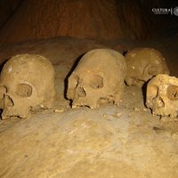 En el Museo Nacional de Antropología exhiben hallazgos de la caverna de Puyil, Tabasco
