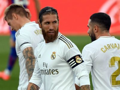 Sergio Ramos va por una cifra histórica en el fútbol español
