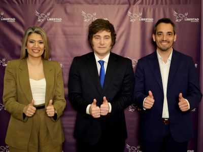 Milei ratificó el apoyo a las candidaturas por La Libertad Avanza de Nadia Márquez y Gastón Riesco