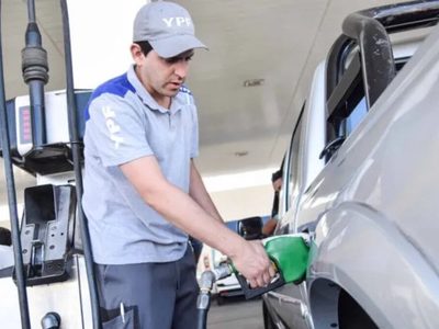 Sorpresivo aumento de combustible en las estaciones de servicio de YPF