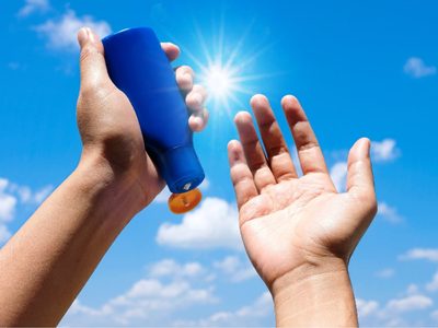 Verano: cómo elegir el protector solar correcto para evitar quemaduras (y cuidar el bolsillo)
