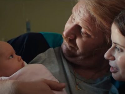 “Una familia extraordinaria”: hija y jefa del hogar (tráiler)