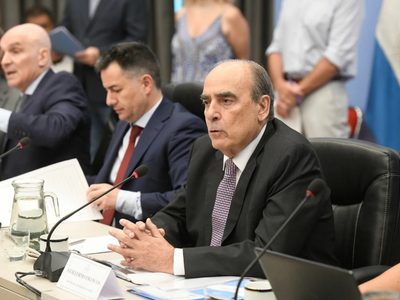 El Gobierno retoma las negociaciones con gobernadores por el pacto fiscal