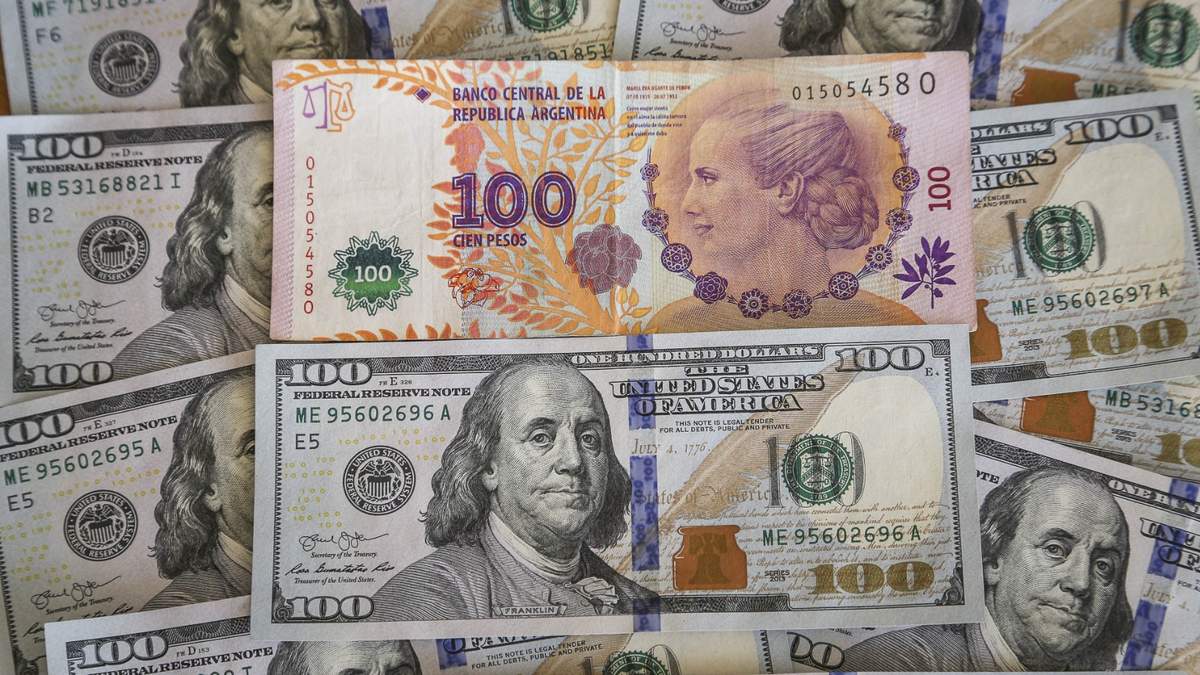 Dólar. Fuente: (Twitter)