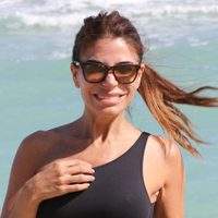 A sus 53 años, Zulemita Menem elige la malla que no pasa de moda y que te salva en cualquier ocasión