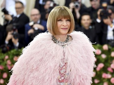 Anna Wintour deja su cargo como editora en jefe de Vogue, pero mantendrá el control editorial
