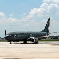 La aviación civil se pinta de verde olivo