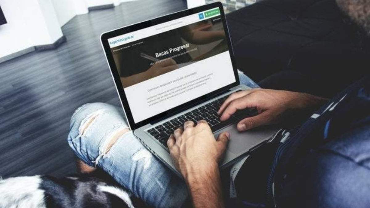 Para anotarse a las Becas Progresar se debe llenar un formulario online. Fuente: (Twitter)