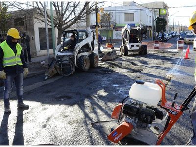 Más de 400 baches serán reparados en la ciudad de Neuquén