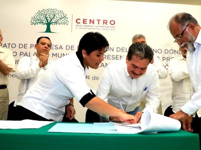 Alcalde morenista pone en venta el palacio municipal de Villahermosa... por 500 mdp