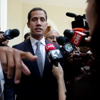 Grupos violentos atacan caravana de Juan Guaidó