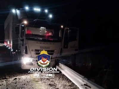 Manejaba un camión con 1,26 gramos de alcohol en sangre y chocó en la Ruta Nacional 40
