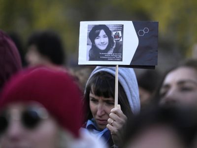 Italia aprueba proyecto de ley contra el feminicidio con penas que pueden llegar a cadena perpetua