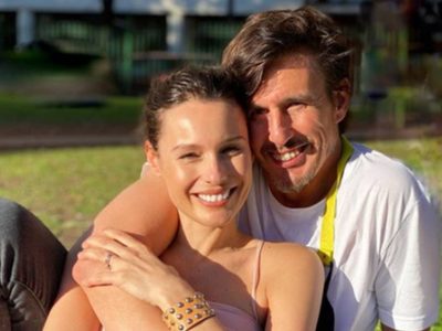 La romántica postal de Pampita y Roberto García Moritán, muy cerca de recibir a su hija