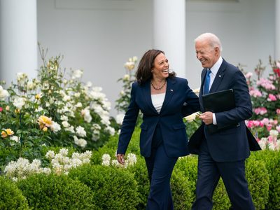 Biden da espaldarazo a Kamala Harris para que sea la candidata presidencial demócrata