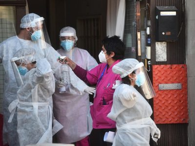 La curva de infectados no tiene freno en Argentina: más de 299.120 personas contrajeron coronavirus