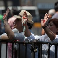 Derechos Humanos en Colima pide respetar el Estado laico y derechos reproductivos