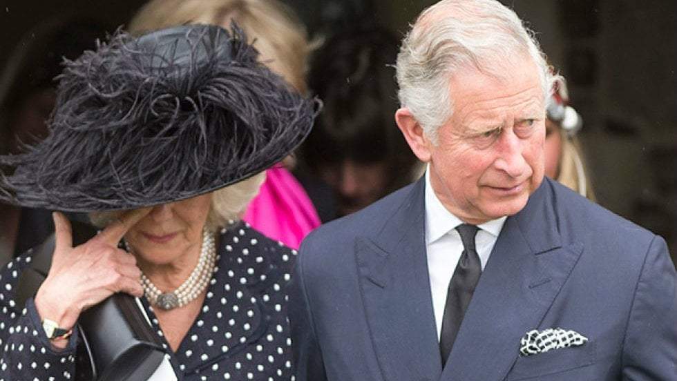 Camilla Parker Bowles y el Príncipe Carlos. Fuente: (Instagram)