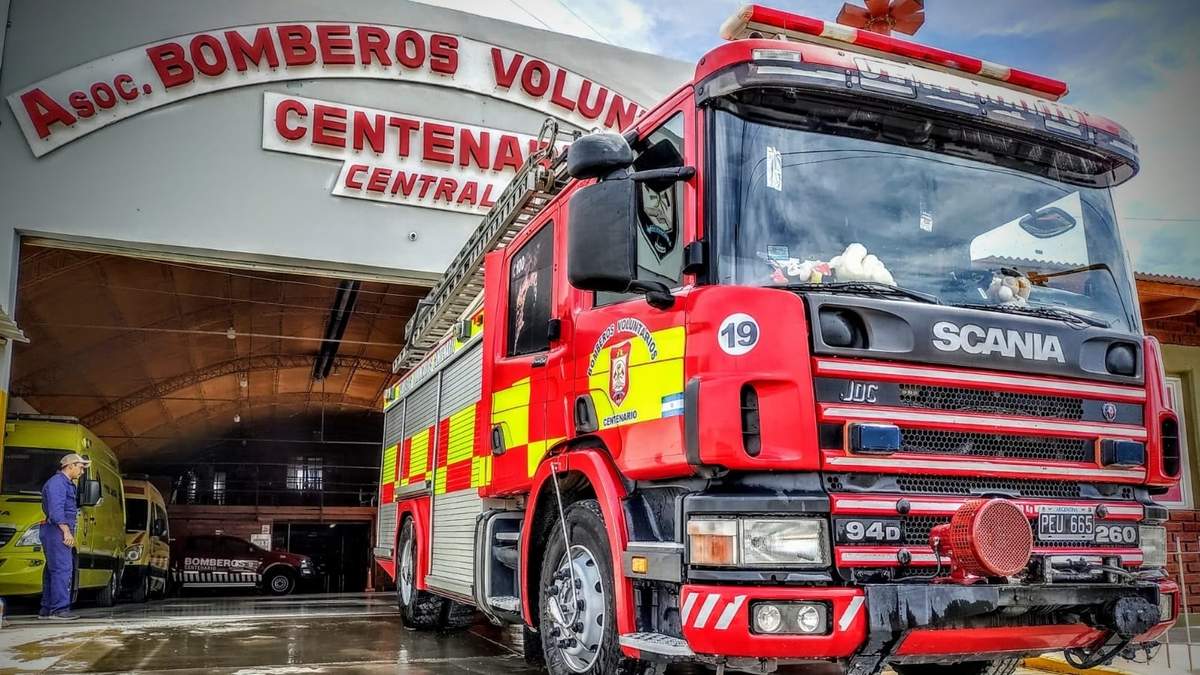 Bomberos Voluntarios de Centenario. Fuente: (Facebook)