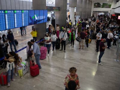 CNDH atiende retención de menores migrantes en el AICM