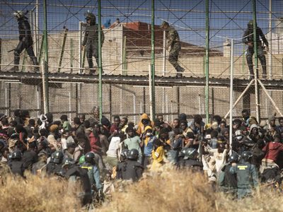 Casi 20 migrantes murieron al intentar entrar a España: Sánchez culpó a “las mafias”