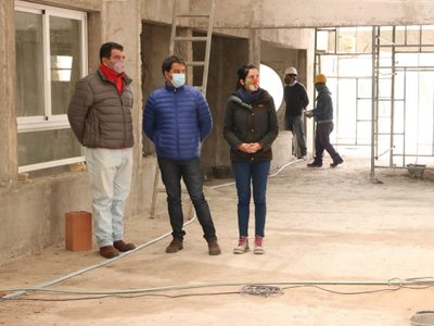 Carlos Koopmann recorrió avance de obras fundamentales para Zapala