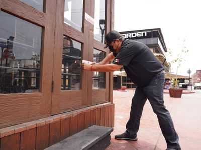 Guardias de bar en Ensenada asfixian hasta la muerte a un parroquiano