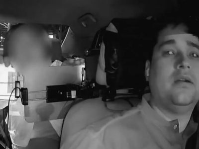 Una mujer amenaza a un conductor de Uber con una navaja (Video)