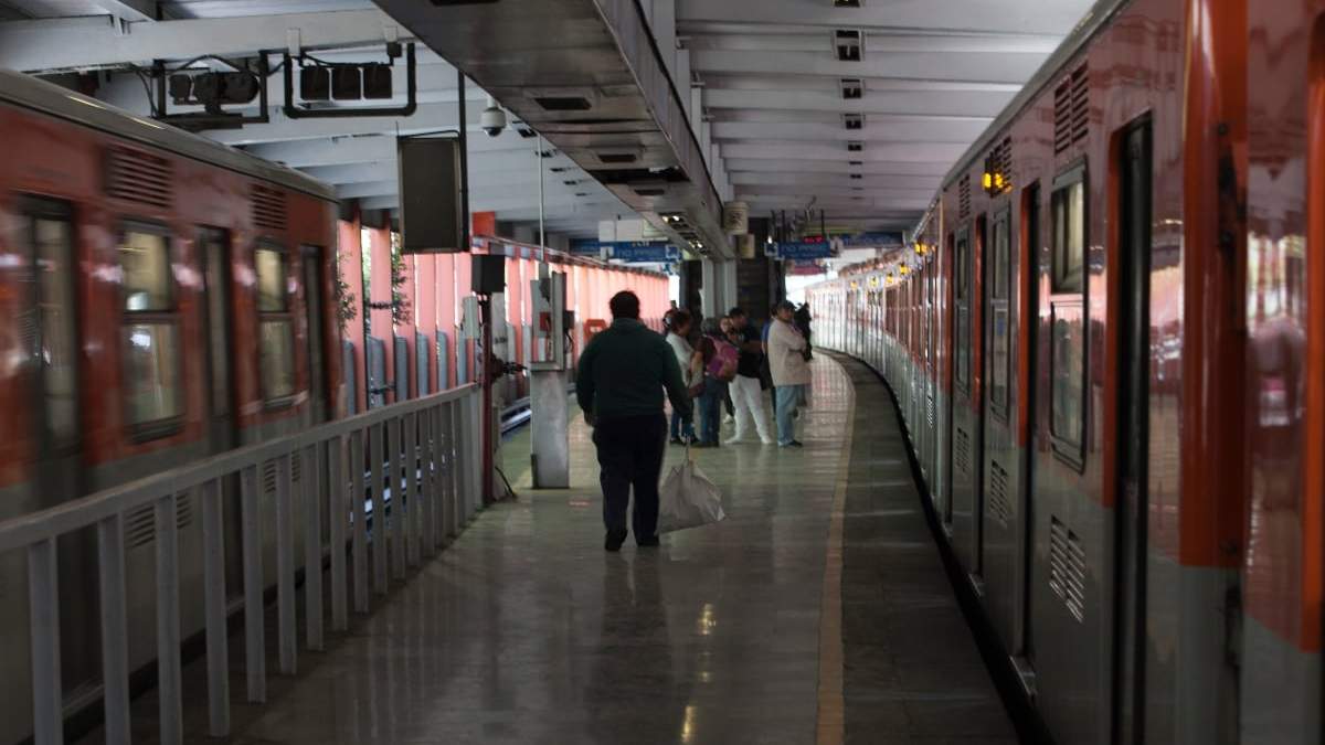 El incendio el centro de mando del Metro obligó al cierre de 99 de las 195 estaciones del sistema