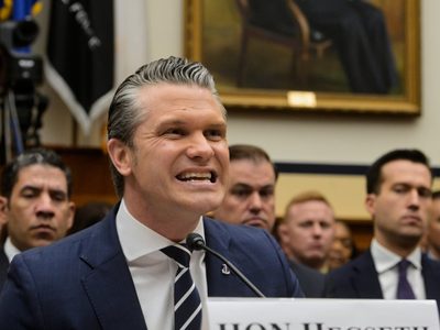 México debe hacer más en la frontera y rápido: Secretario de Defensa de EU