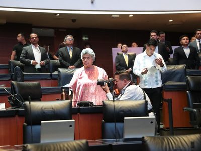 “Fuera máscaras”, pide oposición al oficialismo; Morena alerta de “Golpe de Estado técnico”