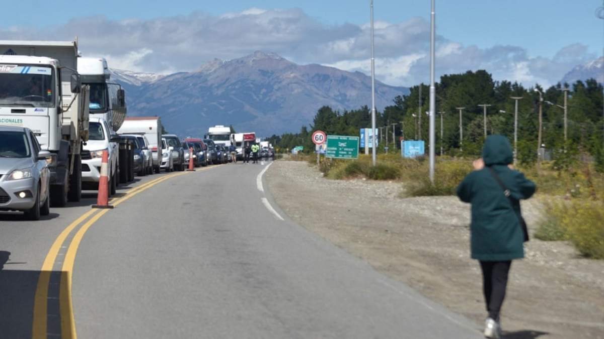 Embotellamiento en Bariloche. Fuente: (Twitter)