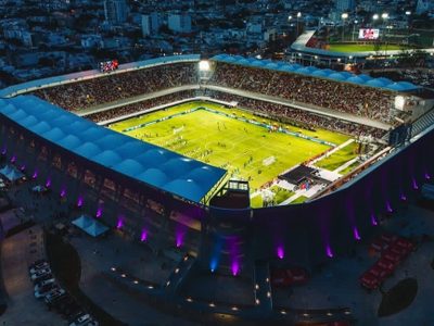 Amigos de Andy y Adán Augusto derrochan dinero público en estadio sin equipo
