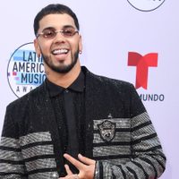 ¡Basta ya! Anuel AA ofende a sus seguidores con este video. ¿Exageran?