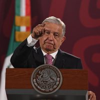 Abogados de NY condenan investigación del gobierno de AMLO al juez que suspendió multa a Iberdrola