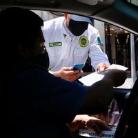 Primer día del nuevo programa de tránsito en CDMX: 52 infracciones y 73 autos al “corralón”