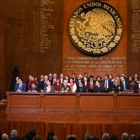 Sheinbaum anunció dos reformas constitucionales: no reelección y contra el nepotismo
