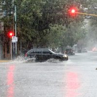 La fuerte tormenta que afectó a Neuquén descargó granizo y gran cantidad de agua en pocos minutos