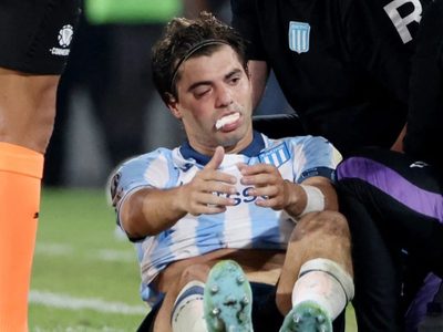 Se pierde la vuelta contra Flamengo: se encienden las alarmas en Racing por la dura lesión de Santi Sosa