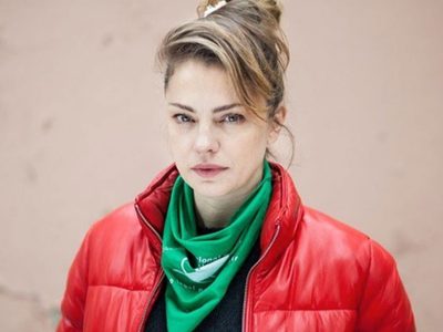 ¡¿Qué dice?! El descargo de Dolores Fonzi para defender a sus compañeras feministas. ¿Cómo pudo?