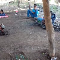Liberan a indígenas que fueron encadenados en Santa María Ostula, Michoacán