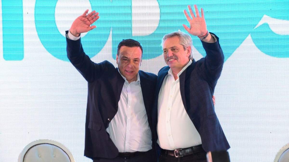 Osvaldo Cáffaro junto a Alberto Fernández. Fuente: (Twitter)