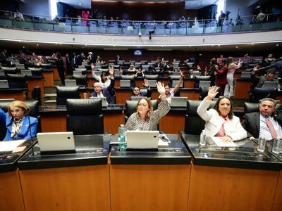 El Senado eleva a rango constitucional el programa Jóvenes Construyendo el Futuro
