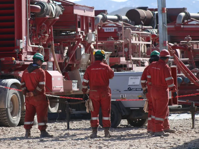 Tres petroleros recibirán casi $400 millones de indemnización por incapacidades permanentes