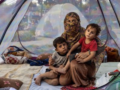 Chile recibirá a decenas de familias que huyen del régimen Talibán en Afganistán