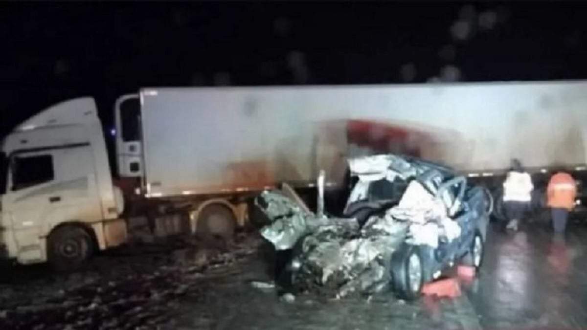 El choque ocurrió el 1 de junio de 2024. La familia Linares viajaba en la camioneta. Fuente (Policía de Neuquén)