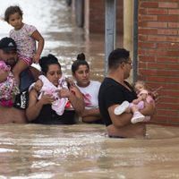Fuertes inundaciones en España dejan incomunicada la zona sur del país