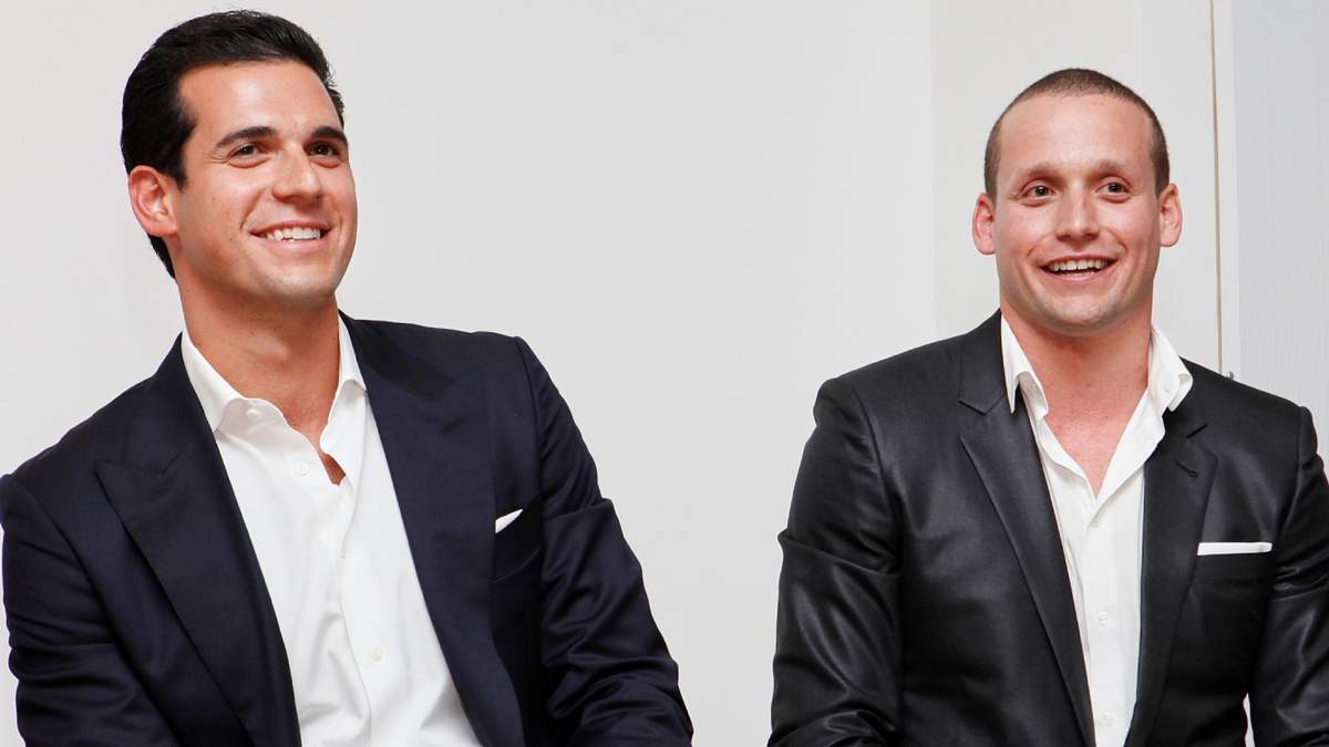 Oren y Tal Alexander hablan en una conferencia de empresarios de bienes raíces en Nueva York el 3 de septiembre del 2013